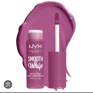 NYX Smooth Whip Matte Lip Cream - Snuggle Sesh